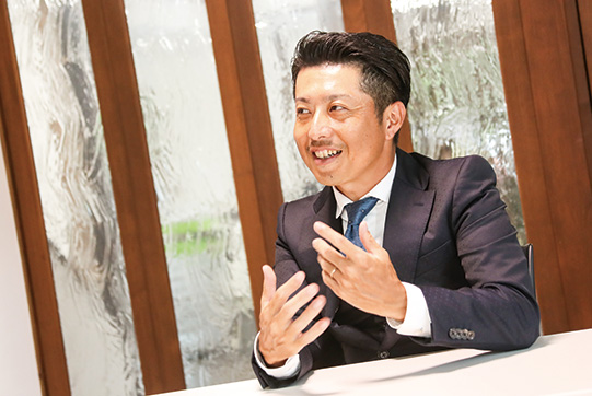 有限会社海野産業　代表取締役　海野泰兵